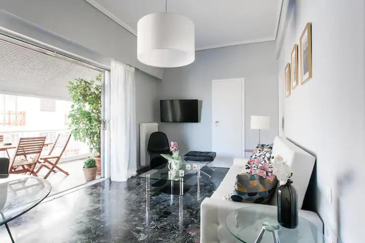 Апартаменты A Masterpiece In Plaka With Big Balcony And Acropolis View Афины Экстерьер фото