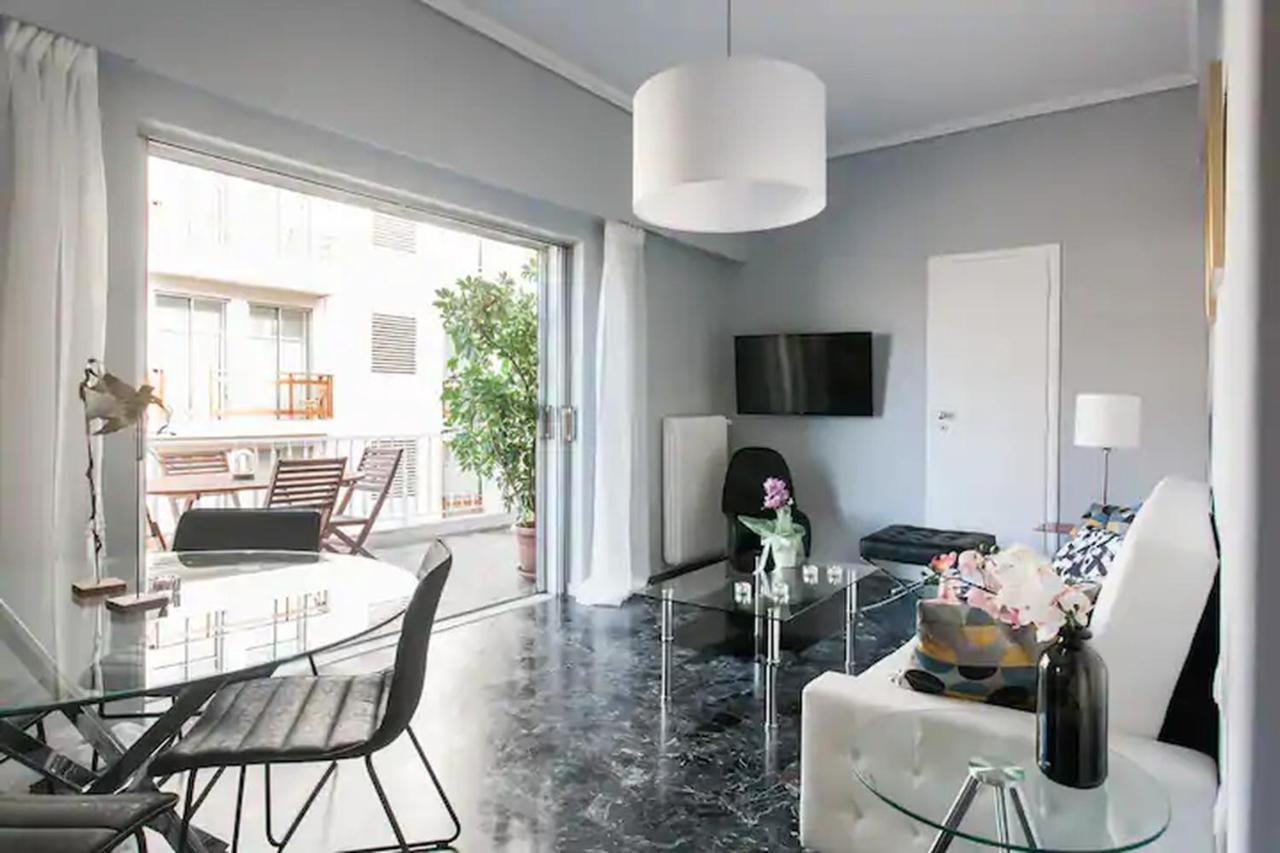 Апартаменты A Masterpiece In Plaka With Big Balcony And Acropolis View Афины Экстерьер фото