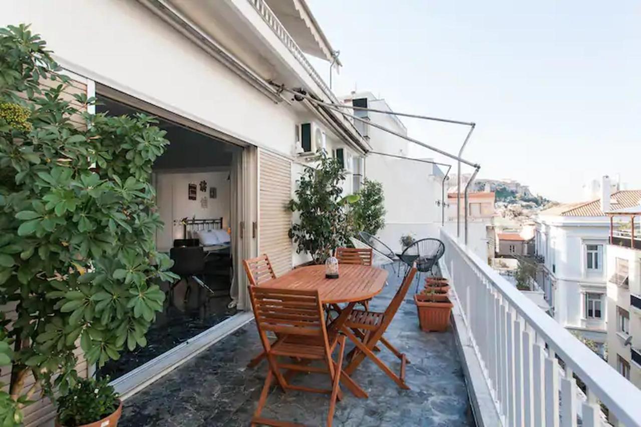 Апартаменты A Masterpiece In Plaka With Big Balcony And Acropolis View Афины Экстерьер фото